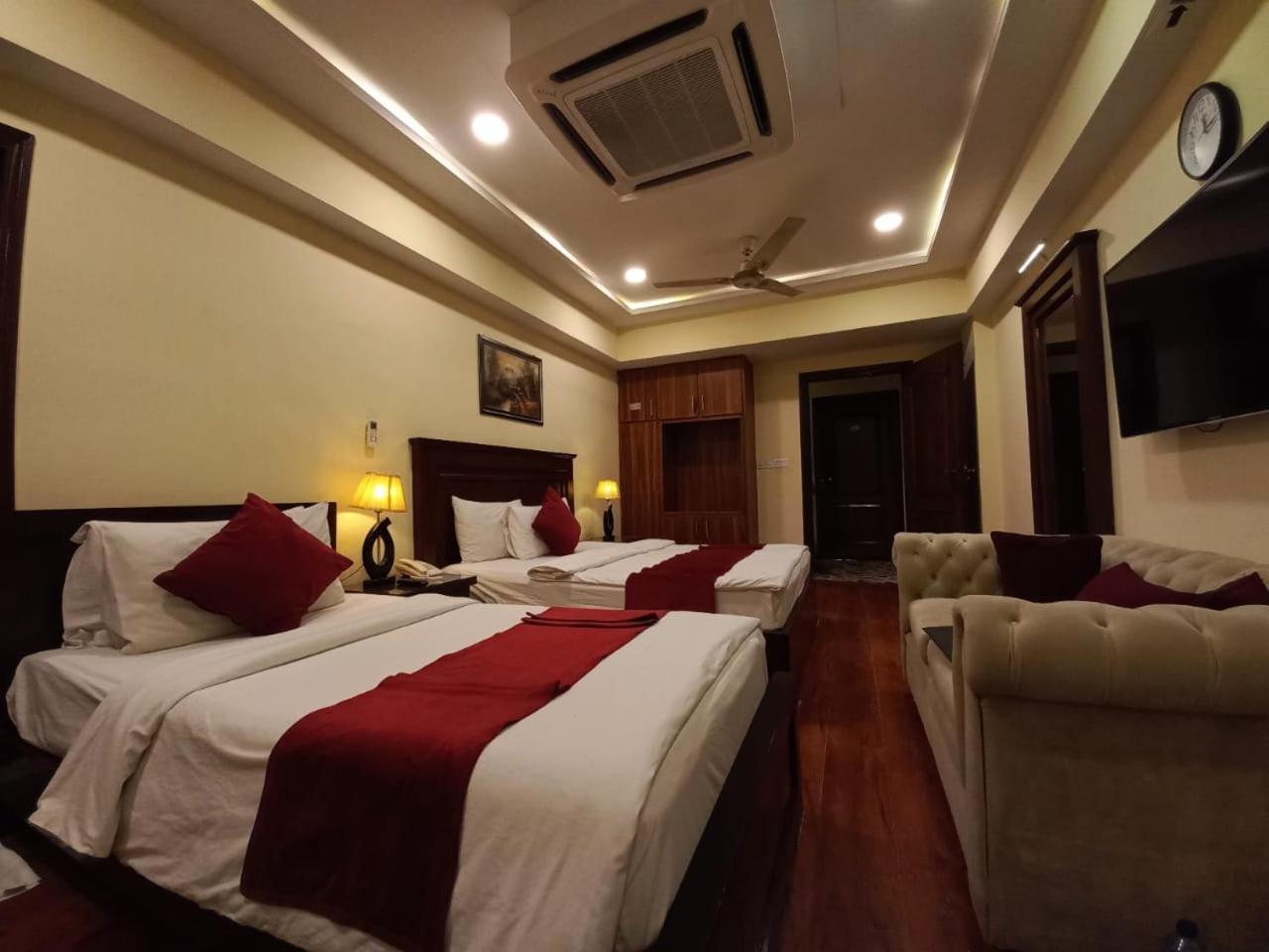 Diplomat Hotel Islamabad Luaran gambar