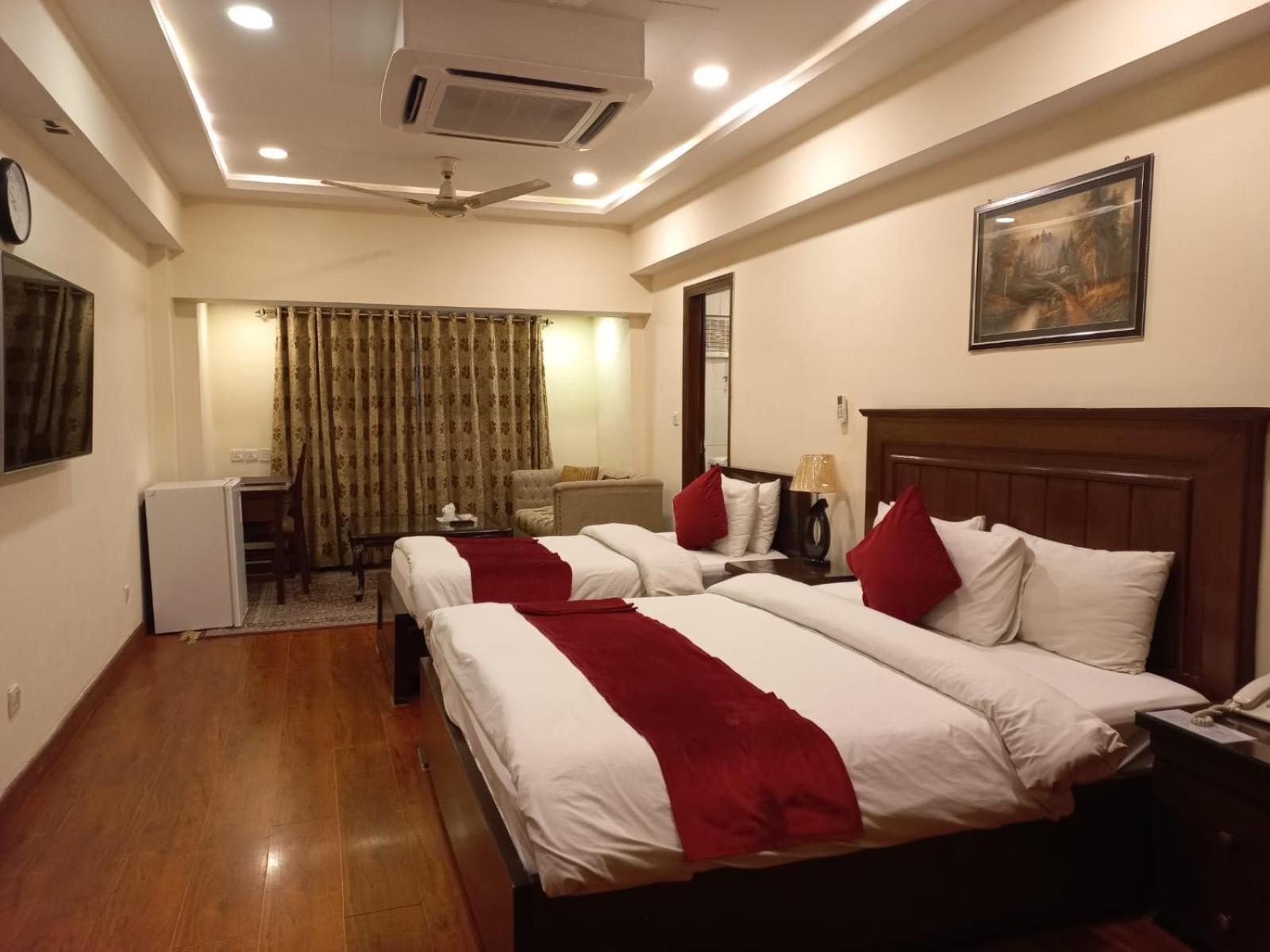 Diplomat Hotel Islamabad Luaran gambar