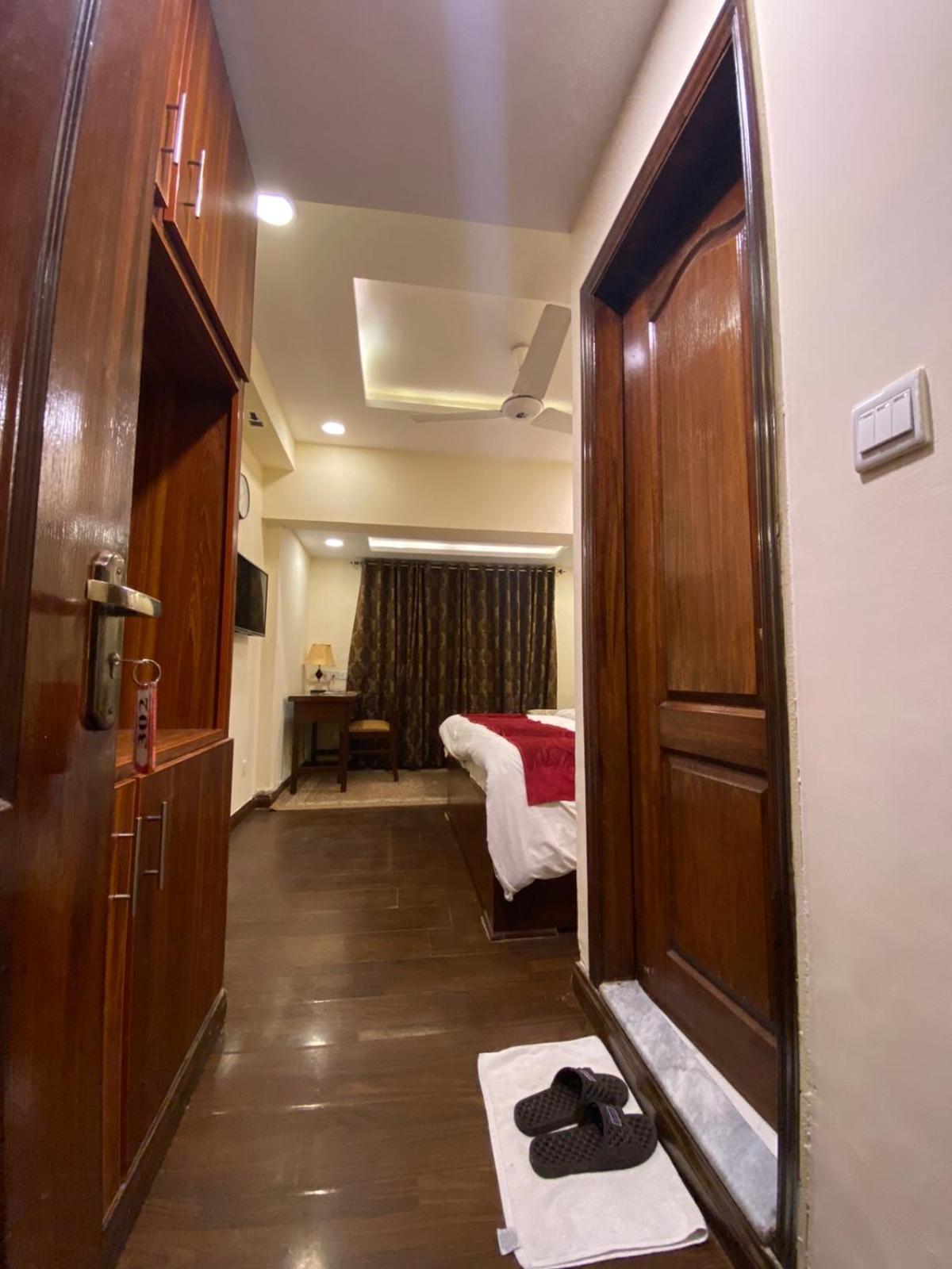 Diplomat Hotel Islamabad Luaran gambar