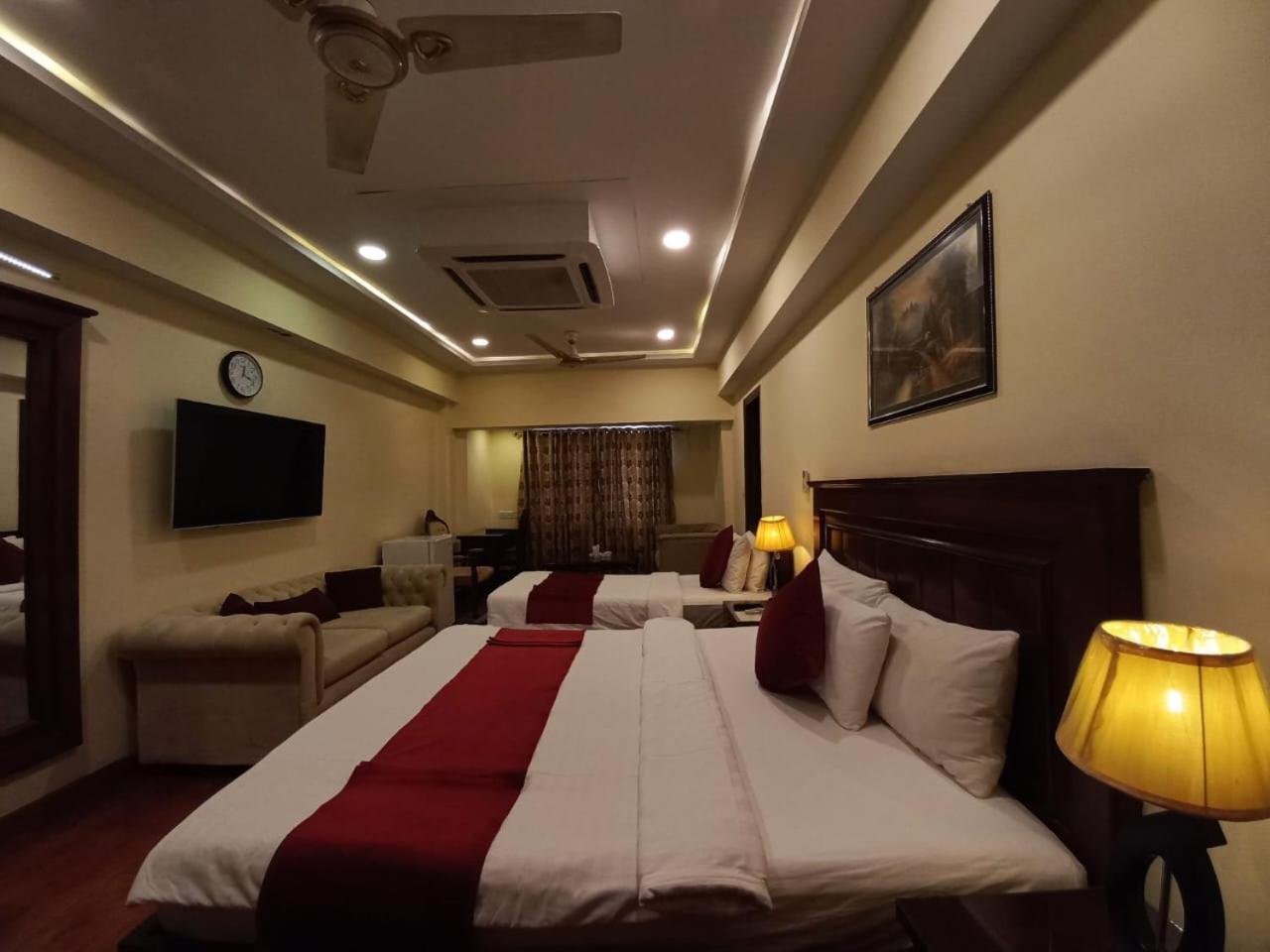 Diplomat Hotel Islamabad Luaran gambar
